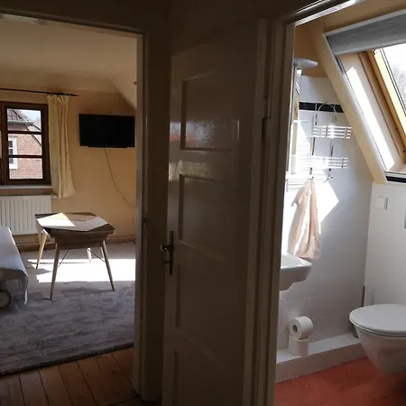Apartment Mit Gartenblick Schleswig